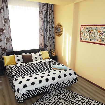 Bishkek Maximus Apartament 2 Exterior photo
