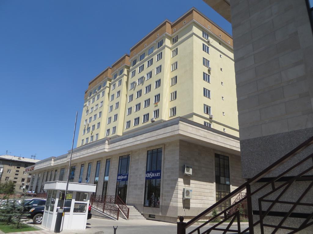 Bishkek Maximus Apartament 2 Exterior photo
